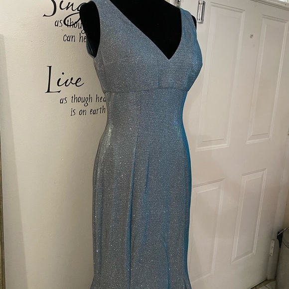 Sparkle V-neck Silver & Blue Gown Mermaid skirt. - Picture 5 of 14